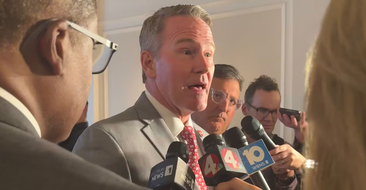 DAILY SIGNAL: ‘DC Guy’ Versus ‘Ohio Guy’ as Husted Draws Contrast With Brown